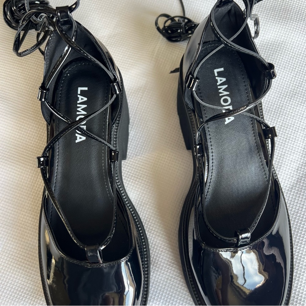 LAMODA Pop Up Chunky Platform Sandals - Picture 2 of 11